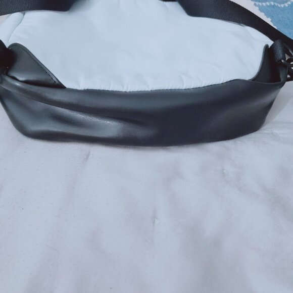 LOLË Ice Blue Mini Lily Backpack/Tote Bag Waxed - Picture 6 of 15